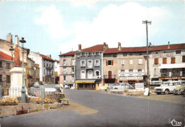 43-PRADELLES- EN-VELAY- PLACE DU FOIRAIL - Andere & Zonder Classificatie