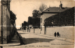 78 . EPONE . LA ROUTE NATIONALE .    1915   ( Trait Blanc Pas Sur Original ) - Epone