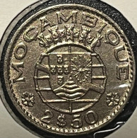 Moeda Moçambique Portugal - Coin Moçambique - 2$50 Escudos 1965 - MBC ++ - Mosambik