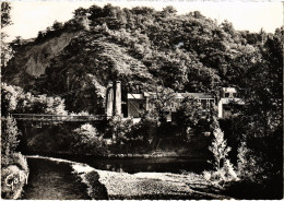 CPM St.Germain-Lembron L'Allier Au Saut Du Loup FRANCE (1304738) - Saint Germain Lembron