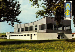 CPM Issoire La Piscine FRANCE (1304762) - Issoire