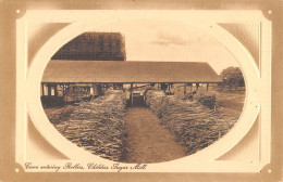 CPA ANTILLES JAMAIQUE JAMAICA CANE ENTERING ROLLERS CHILDERS SUGAR MILL / Cpa Rare - Jamaïque