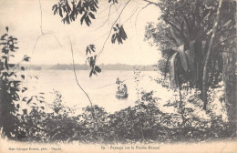 CPA GUYANE FRANCAISE PAYSAGE SUR LE FLEUVE MARONI - Andere & Zonder Classificatie