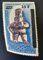 Benin 1997 / 2000 Mi. 1086 Surchargé Overprint Jeux Olympiques Olympic Games Mexiko Mexico Joueur De Pelote Olympia - Bénin – Dahomey (1960-...)