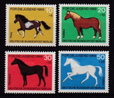 GERMANY, 1969, MNH Stamp(s), Welfare Horses, Michel Nr(s). 578-581, Scannr. 13256 - Ungebraucht