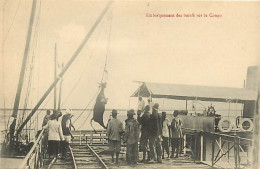 AFRIQUE CONGO FRANCAIS - Embarquement Des Boeufs Sur Le Congo - Congo Français