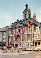 L'Hôtel De Ville Et Le Bassinia - Huy - Huy