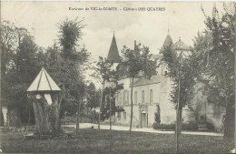 10450 - CPA Vic Le Comte - Château Des Quayres - Vic Le Comte