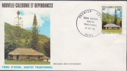 1982. NOUVELLE-CALEDONIE. Fine FDC With WOODEN HOUSE Cancelled First Day Of Issue.  (Michel 696) - JF440789 - Covers & Documents