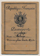FRANCE - Passeport 60 Francs 1946/1949 - Vichy, Renouvelé Id. Timbre Fiscal 500 Francs + Visa Suisse / Fiscal - Non Classés