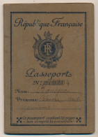 FRANCE - Passeport 20 Francs 1936/1939 Paris - Fiscaux Renouvellement 20 Francs Et 38 Francs - Pas Valable Pour Espagne. - Unclassified