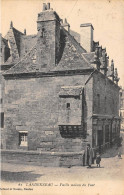 Landerneau            29          Maison Du Pont      N° 61    ( Voir Scan) - Landerneau