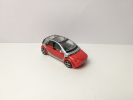 Kinder :  MPG TT-091 Smart's Rot 2006 - Roadster  Coupé - Montables