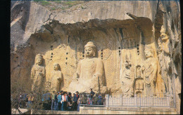 Chine -- Longmen Grottoes - China