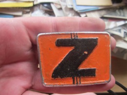 Old Metal Car Sign Z Zastava Stojadin Zastava 101 128 - Voitures