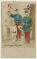 Souvenir Du 14 Juillet 1916 / Family In Military Uniform (Vintage Hand Colored RPPC) - Uniformes