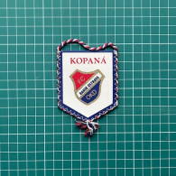 Flag Pennant Banderín ZA000594 - Football Soccer Czechoslovakia Banik Ostrava - Habillement, Souvenirs & Autres