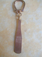 Porte-clé / Alcool / DOPFF/ Vin D'Alsace/ Riquewihr/ AuMoulin/ Vers 1950-1980   POC577 - Key-rings