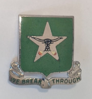 US Army DI Pin 723rd Tank Battalion Enameled Medal Rare Broche / épingle à Crête Emaillee Armee United States Military - Estados Unidos