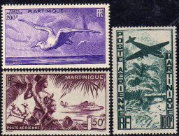 Martinique PA N° 13 / 15  X Les 3 Valeurs Trace De Charnière Sinon  TB - Airmail