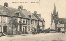 JUVIGNY SOUS ANDAINE : LA PLACE DU BOURG - Juvigny Sous Andaine