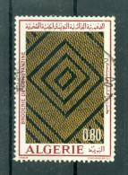 ALGERIE - N°564 Oblitéré - Broderies Algériennes. - Textile