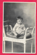 Cpa  Algérie, Alger Carte Photo En 1925, Photographe Menard Et Bury,  Enfant Au Dos  Noté "Huguette Max" Voir Scannes - Kinderen