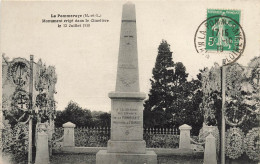 La Pommeraye * Place Et Le Monument érigé Dans Le Cimetière Le 13 Juillet 1919 - Autres & Non Classés