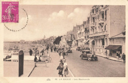 Pornic * Vue Sur Les Boulevards * Automobile Voiture Ancienne - La Baule-Escoublac