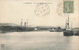 Le Tréport * Le Port Et Les Magasins Généraux * Bateau De Commerce Cargo - Le Treport