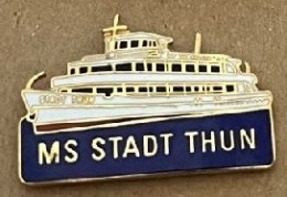 BATEAUX - NAVIRE - BOAT - BOOT - SUISSE - SCHWEIZ - SWITZERLAND - MS STADT THUN - VILLE DE THOUNE  -  (32) - Boats