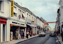 17-SAUJON- RUE CARNOT - Saujon