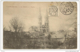 44 - MACHECOUL - La Rivière Et L'Eglise - Cpa Précurseur Voyagé 1903 - Voir état - Machecoul