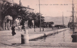 La Seyne Sur Mer - Rue Hoche - Tramway  -  CPA °J - La Seyne-sur-Mer