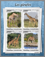 CENTRAL AFRICAN 2022 MNH Giraffes Giraffen Girafes M/S - OFFICIAL ISSUE - DHQ2323 - Jirafas