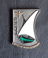 INSIGNE DE L' ETAT MAJOR INTERARMEES DES FORCES FRANCAISES DE DJIBOUTI . - Navy