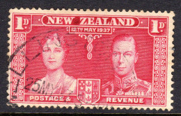 NEW ZEALAND NZ - 1937 CORONATION 1d STAMP FINE USED SG 599 REF B - Unused Stamps