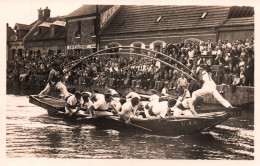 Pont L'évêque - Union Des Jouteurs De L'oise - SAG 15660 - Sports Nautiques - Une Belle Passe Finale - Joutes - Pont-l'Evèque