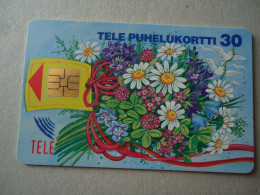 FINLAND  USED  CARDS  PLANTS FLOWERS - Fiori