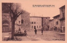 Saint Maximin - La Sainte Beaume - Place De L'Hotel De Ville Et  Bureau PTT - CPA °J - Saint-Maximin-la-Sainte-Baume