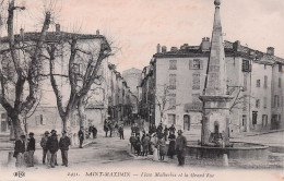 Saint Maximin - La Sainte Beaume - Place Malherbes Et La Grande Rue -  CPA °J - Saint-Maximin-la-Sainte-Baume