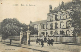 - Loiret -ref-B181- Gien - Ecole Des Garçons - Ecoliers - Ecoles - - Gien