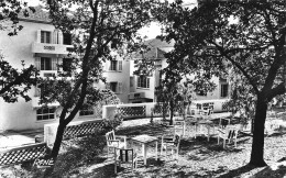 Hyères Les Palmiers * Maison De Repos Et Convalescence Chateaubriand * La Terrasse * Mutuelle Générale De L'éducation - Hyeres