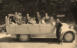 Autocar Ancien De Marque Type Modèle ? * Carte Photo * Car Bus Autobus S.L.A. LOURDES - Autobús & Autocar