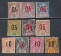 Grande Comore N° 20 / 29 X Type Groupe Surchargés, La Série Des 10 Valeurs  Trace De Charnière Sinon TB - Unused Stamps