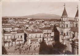 ACIREALE - CATANIA - L'ETNA VISTO DA PIAZZA DUOMO - PIAZZA ANIMATA - 1952 - Acireale