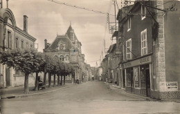 La Mothe St Héray * Rue Du Maréchal Joffre * Pharmacie * Nouveautés Epicerie * Commerce Magasin - La Mothe Saint Heray