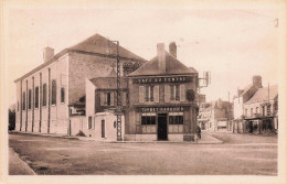 80 - RUE - S17551 - Place Du Général Leclerc - Café Du Centre Turbet Hanquier - Rue