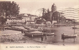 St Raphaël * Vue Sur Le Port Et L'église - Saint-Raphaël