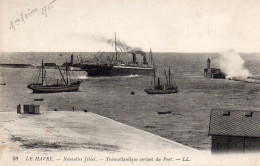Le Havre - Nouvelles Jetées - Transatlantique Sortant Du Port - Hafen